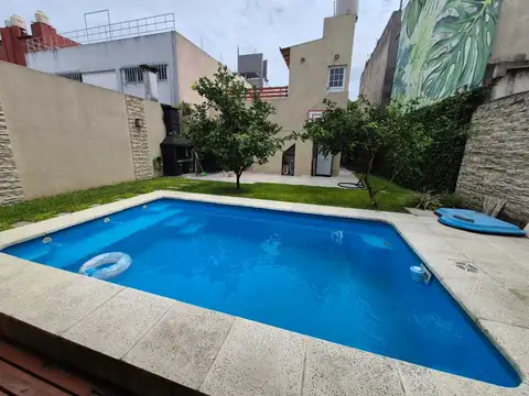 Casa  en Venta en Caseros, Tres de Febrero, G.B.A. Zona Oeste