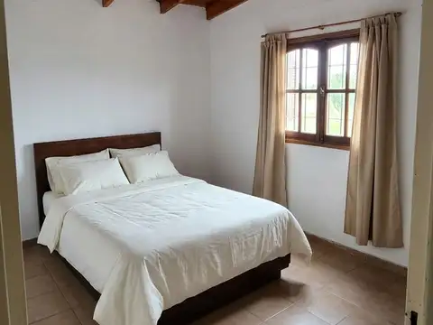 Casa 4 ambientes con 1 baño