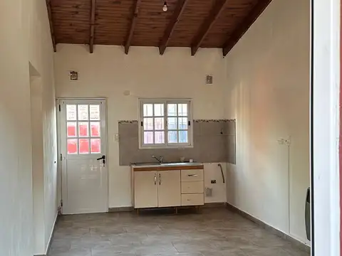 Casa, PH con patio y cochera en San Antonio de Areco