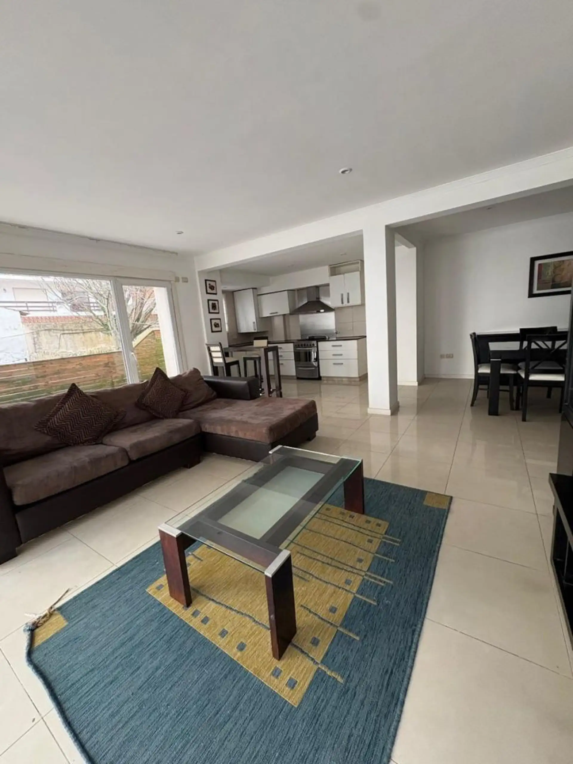 Venta de Hermoso Departamento 3 AMBIENTES CON COCHERA y baulera en Playa Grande