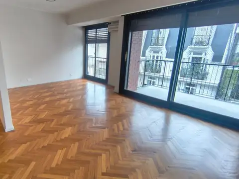 Gran 3 amb. mas dep. Pleno Recoleta - Cochera y baulera