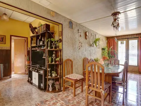 CASA LOTE PROPIO 4 AMB.- VENTA / POMPEYA NORTE