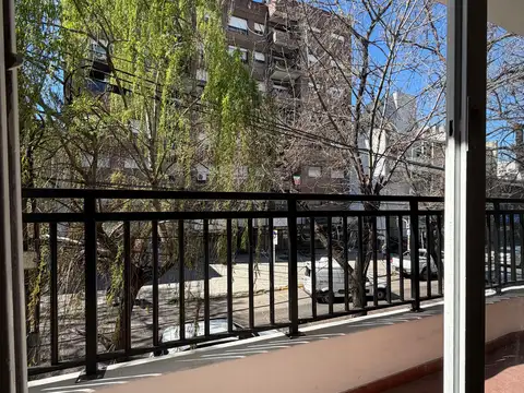Oficina en Alquiler en Castelar Sur, $ 1.150.000