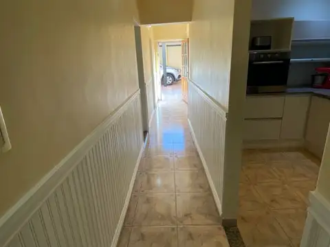 Casa - Venta - Argentina, Caseros - Guamini 5600