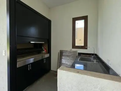 Casa en venta a estrenar en Fincas del Alba, Canning - 4 ambientes con pileta - Apta crédito
