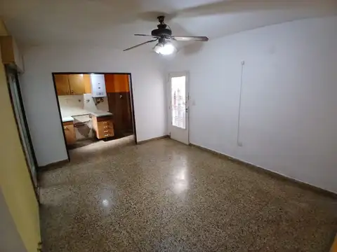 Depto Tipo Casa en Venta en Ramos Mejia, USD 45.000