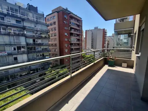 Av. Directorio 900, Piso 6