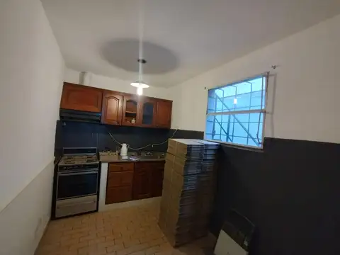Casa 2 ambientes Cocina Independiente Patio con Parrilla y Terraza