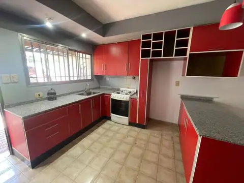 VENTA PH 5 AMB CASTELAR PARQUE APTO CREDITO