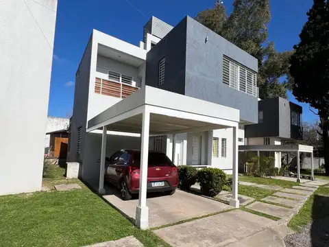 DEPTO EN VENTA 3 AMB C/COCHERA APTO CREDITO