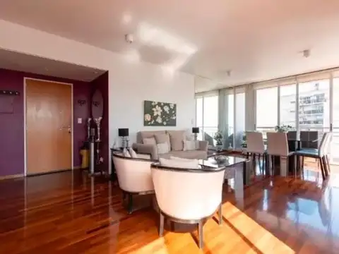 Departamento en Venta con 2 cocheras