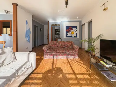 Departamento 5 ambientes con 2 baños