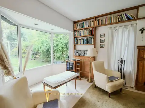 Casa en Venta con 4 cocheras