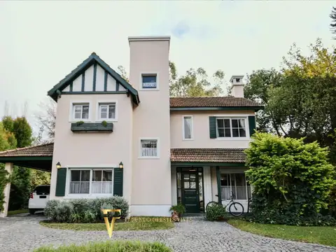 Casa en Saint Thomas Norte - Venta - 6 ambientes - Categoría