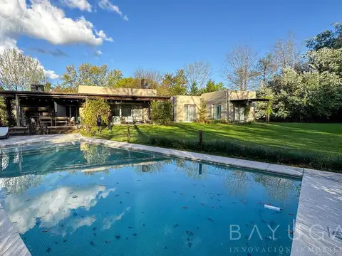 Venta de increíble Casa en Chacras de Murray / Pilar - APTO CRÉDITO