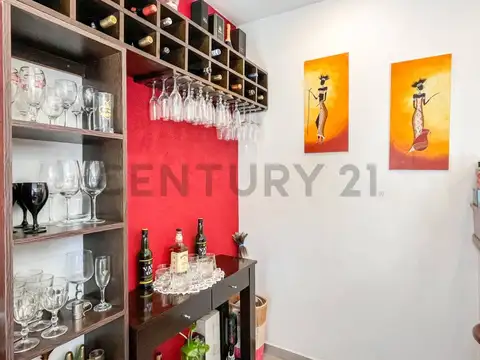 SE VENDE DUPLEX EN SAN CARLOS, LA PLATA