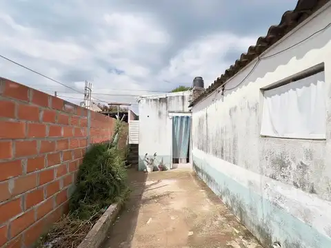 Casa 5 ambientes con 2 baños