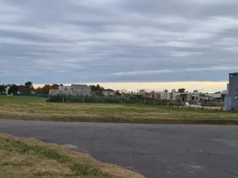 Terreno en Venta en El Nacional Club de Campo, USD 35.000