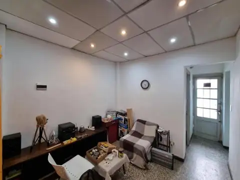 Casa en venta - 2 Dormitorios 1 Baño - 150Mts2 - Barracas