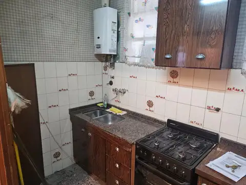 Depto Tipo Casa en Alquiler 80 años