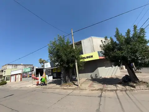 Local en Venta en Zarate, USD 200.000