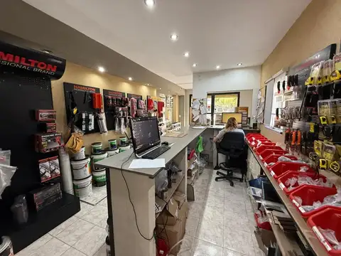 Local en Venta en Zarate, USD 200.000