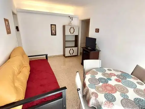 AV COLON 1400, Piso 2