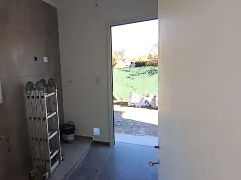 Venta casa a estrenar- apta credito-Plottier