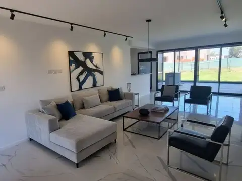 Casa a ESTRENAR de Diseño con Amenities