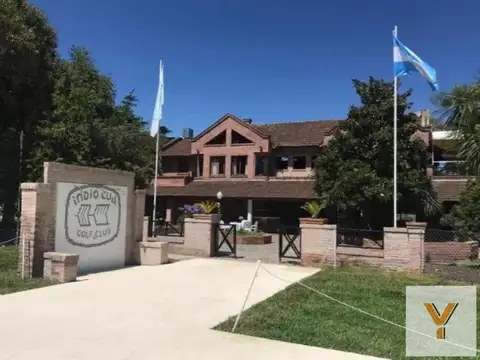 Casa en venta - 3 Dormitorios 3 Baños - 200Mts2 - Exaltación de La Cruz