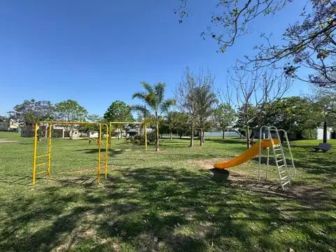 Terreno en Venta en Los Nogales, USD 26.500