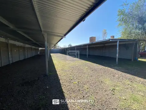 Cocheras en alquiler techadas zona céntrica Roldán