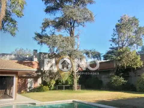 Casa 5 ambientes con 4 baños