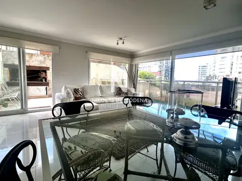 Oportunidad !! con amplia terraza con parrillero y vista al mar 