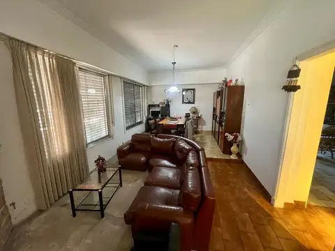 Casa en Venta en Castelar Norte, USD 150.000