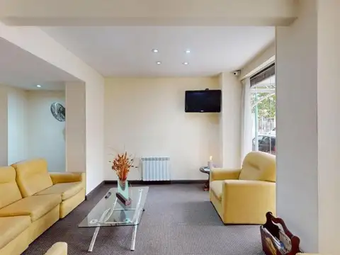 Hotel en Venta 40 años