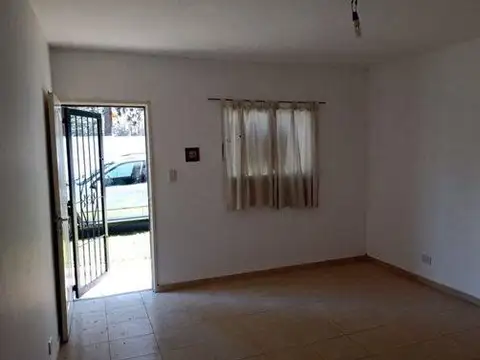 Depto Tipo Casa en Venta de 5 ambientes