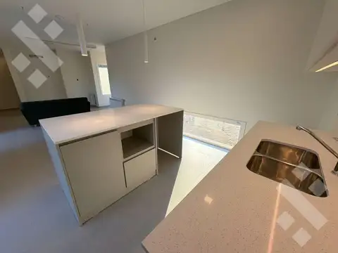 Depto Tipo Casa en Venta al Oeste