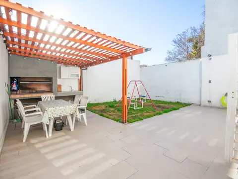 Casa en Venta en Lomas Del Mirador, USD 300.000