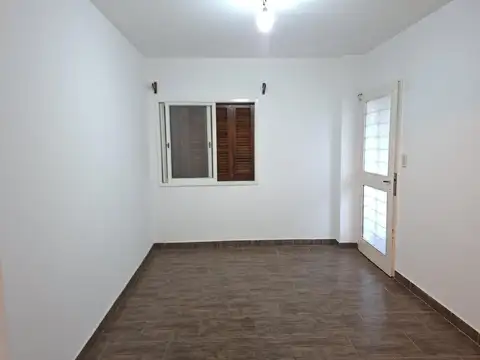 Departamento en Alquiler en Villa Sarmiento, $ 500.000