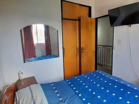 EXCELENTE DUPLEX EN JOSE C PAZ AMPLIO Y LUMINOSO