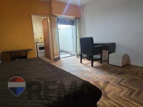 VENTA MONOAMBIENTE CON PATIO-CABALLITO