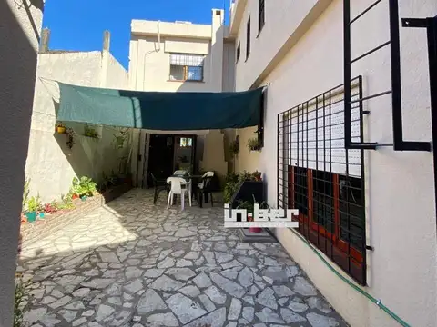Casa - Venta - Argentina, FLORENCIO VARELA - CALLE SERRANO 136