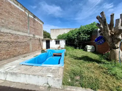 LOTE CON GALPÓN + CASA EN QUILMES
