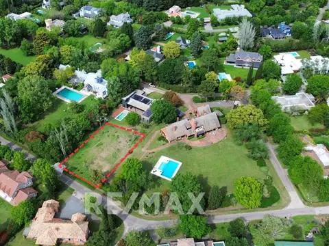 VENTA Lote central en Country Carmel 1015m2