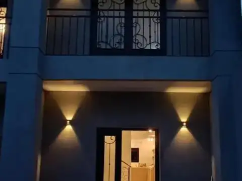 Dúplex en venta - 3 Dormitorios 2 Baños - Tortuguitas