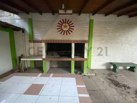 124 Entre 78 y 80 , Piso 0