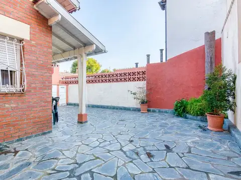 Pisco 100