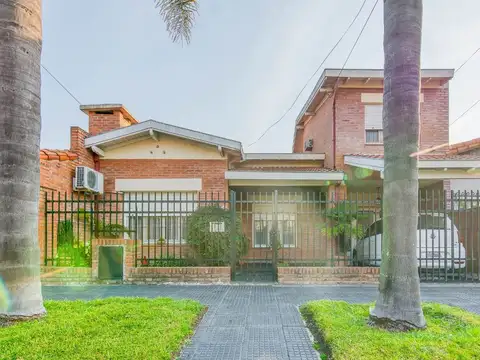 Venta hermoso Chalet de 4 amb.Barrio Güemes HAEDO