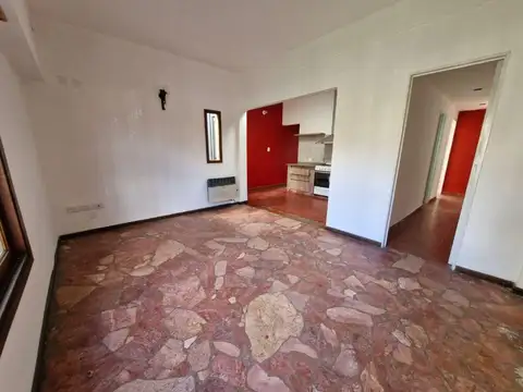 Depto Tipo Casa 4 ambientes con 1 baño